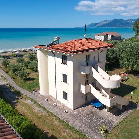 Residence Villammare Buitenkant foto